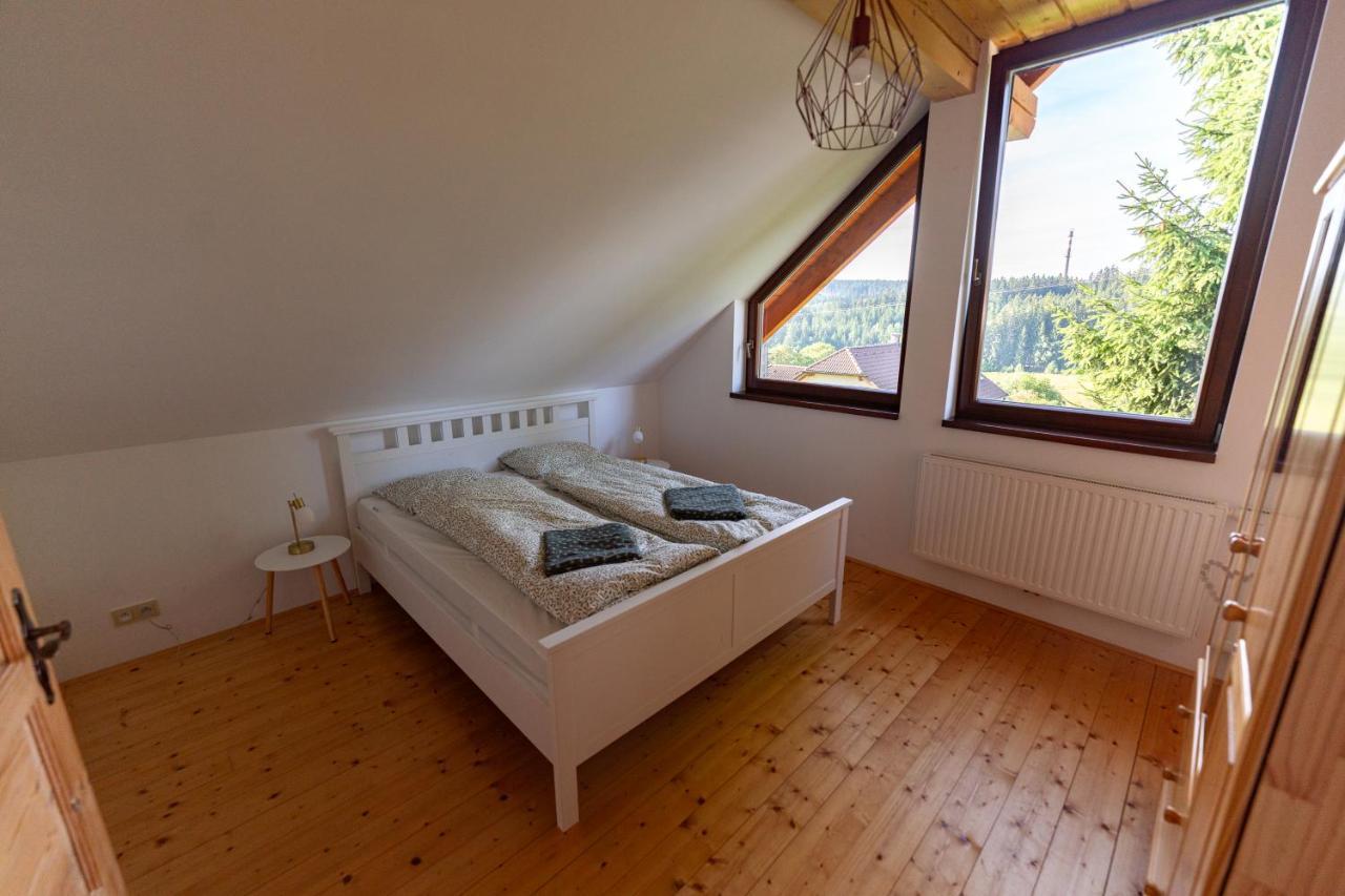 Moderni Sumavska Roubenka S Vyhledem Na Boubin Villa Vimperk Buitenkant foto